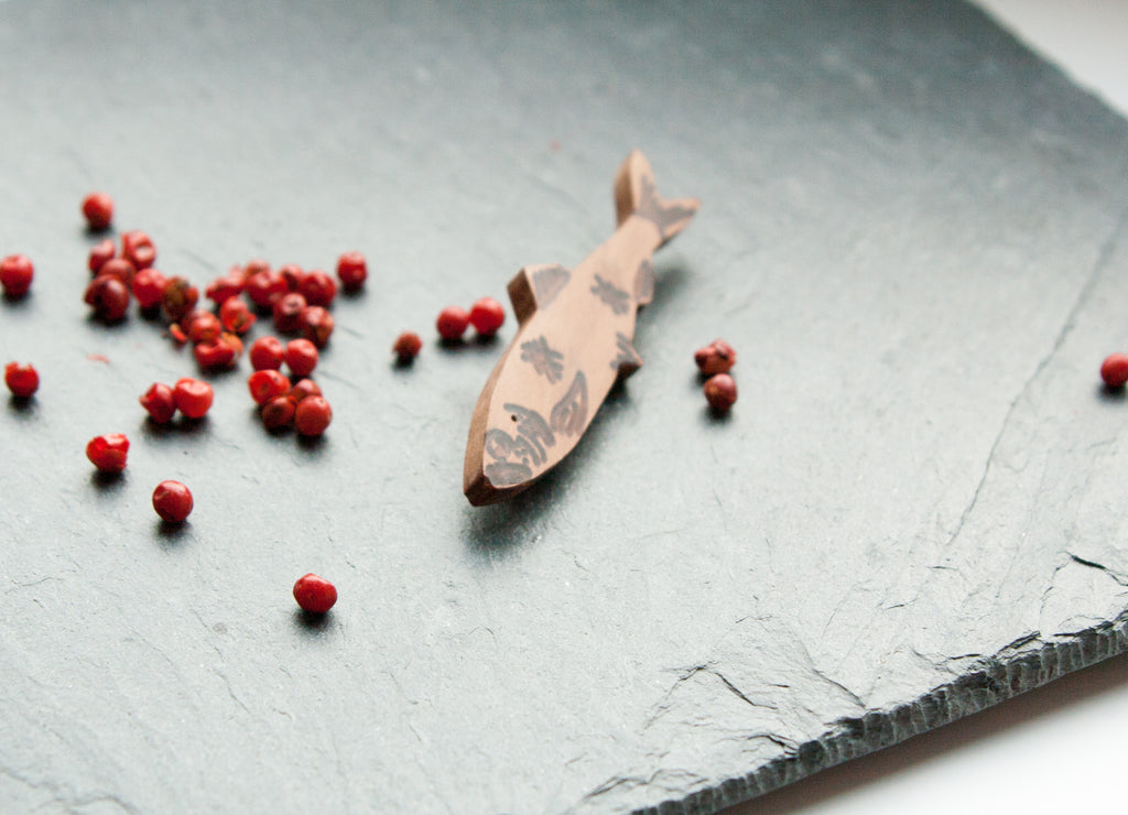 Hering Brosche Elsbeere