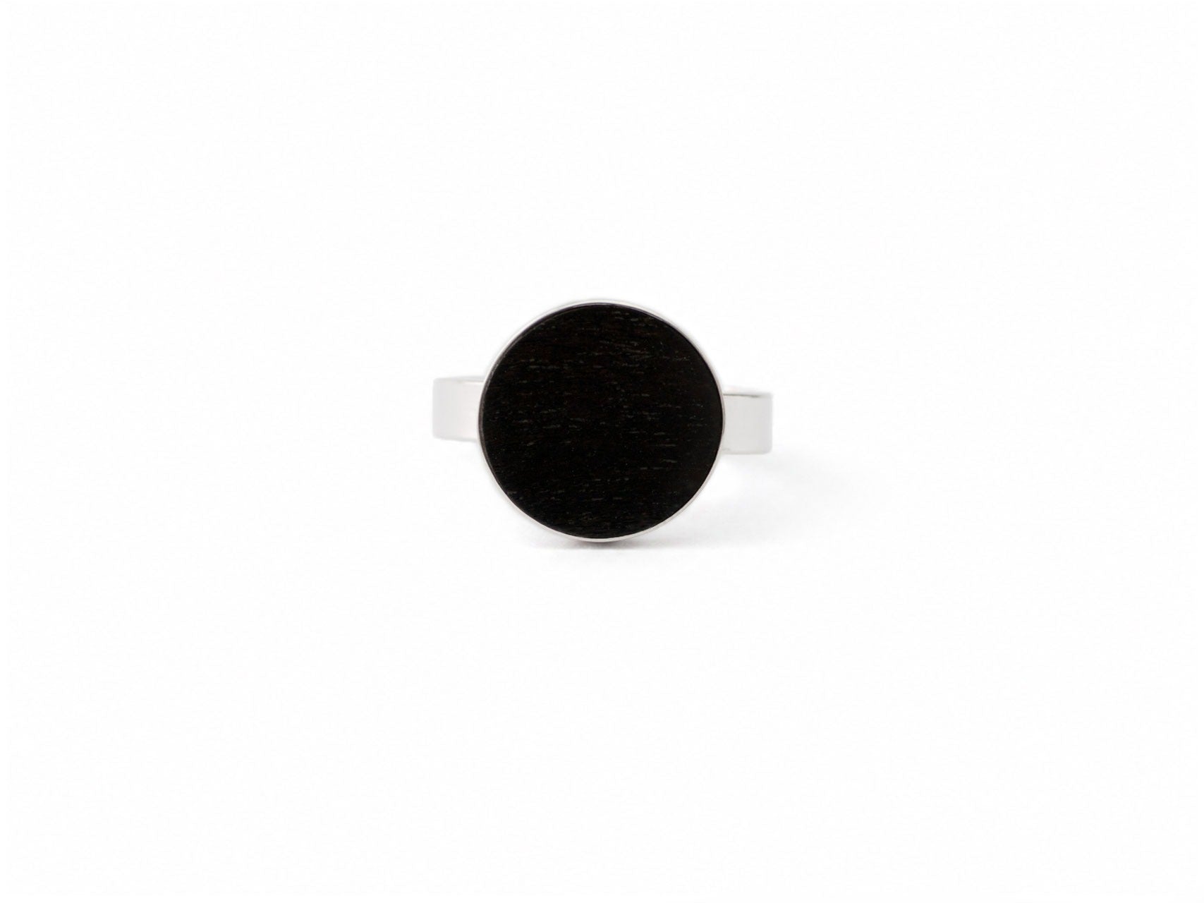 Großer Ring mit Ebenholz (größenverstellbar)
