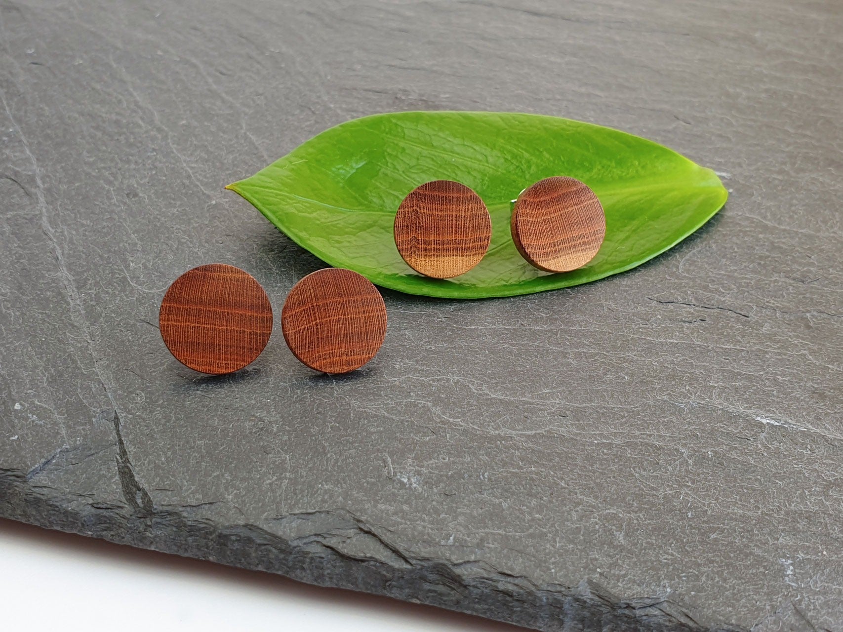 Ohrstecker Pflaume